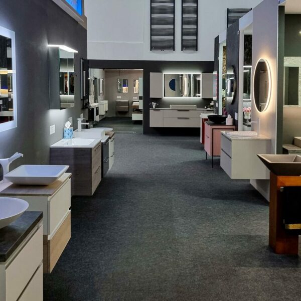 Erleben Sie Badmöbel der Extraklasse, Design-Heizkörper & moderne Badezimmerlösungen in einer Badausstellung in Bad Essen und Osnabrück