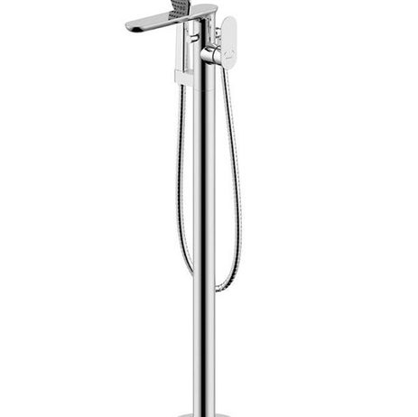 Freistehende-Wannenarmatur