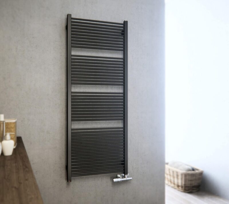 Badheizkoerper_Designheizkoerper_Handtuchtrockner