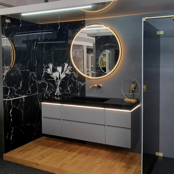 Elegante Badmöbel und zeitloser Stil: Exklusive Badausstellung für individuelle Gestaltung nahe Bad Essen und Osnabrück.