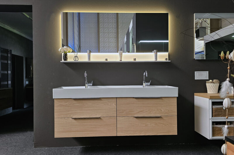 Badmöbel Doppelwaschtisch 160 cm + Spiegel mit Keramik Doppelwaschbecken Eiche
