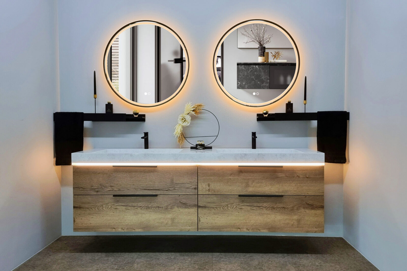 Exklusives Badezimmermöbel-Set Tabak-Eiche in 160, 200 und 240cm Breite mit Doppelwaschtisch aus Naturstein-Marmor