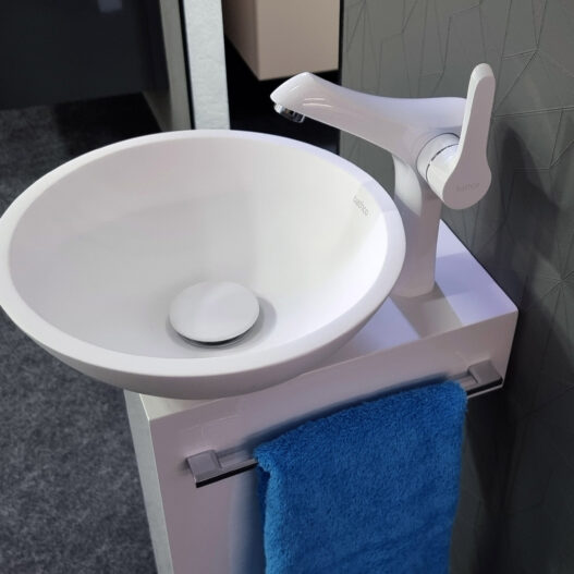 gaeste-wc-waschplatz-waschbecken-mit-pedestal-weiss_02