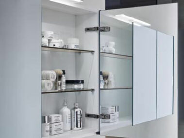 idea-group_NYU-spiegelschrank