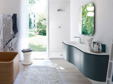 ideagroup-myseventyplus-MSP-Lackierter Waschtischunterschrank mit Spiegel Werkstoffe Esche, Aquatek