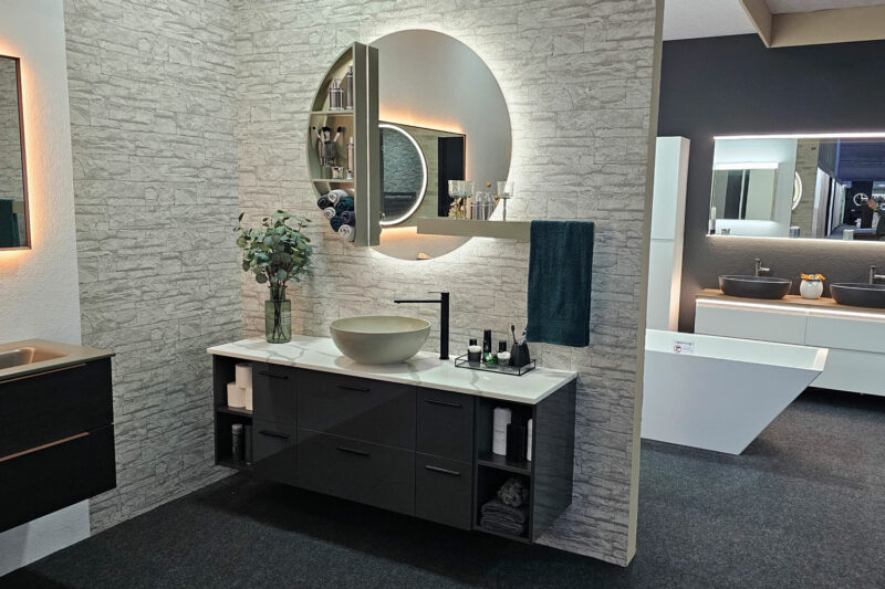 moderne-badmoebel-waschtisch-160-cm-anthrazit-mit-marmor-calacatta-waschtischplatte-01 moderne-badmoebel-waschtisch-160-cm-anthrazit-mit-marmor-calacatta-waschtischplatte