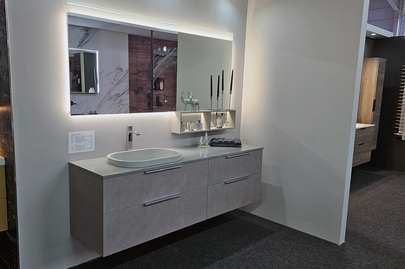 Moderne Badmöbel Waschtisch 180 cm beton + LED Spiegel mit Marmorgrau Waschtischplatte